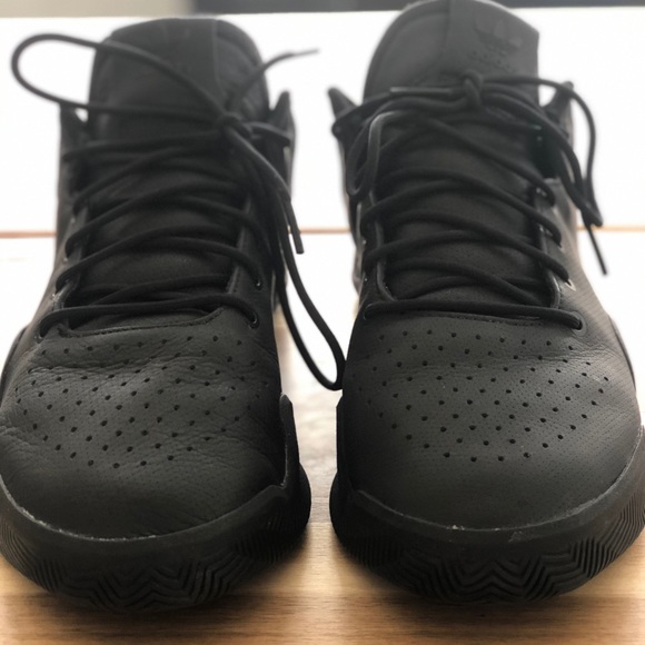 Adidas Tubular Sneakers - Picture 4 of 4